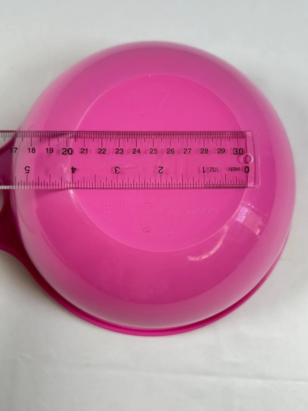 Pink Tupperware Bowl with White Lid 2677-B-4, 12 cup, 2.75 liters, Thumb Handle.